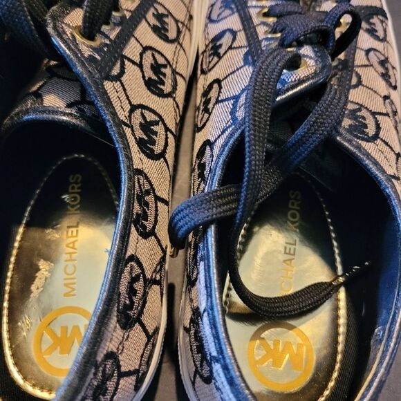 MICHAEL kors jet set signature logo size 9 Sneaker Canvas with Gold tone lace - Picture 7 of 12